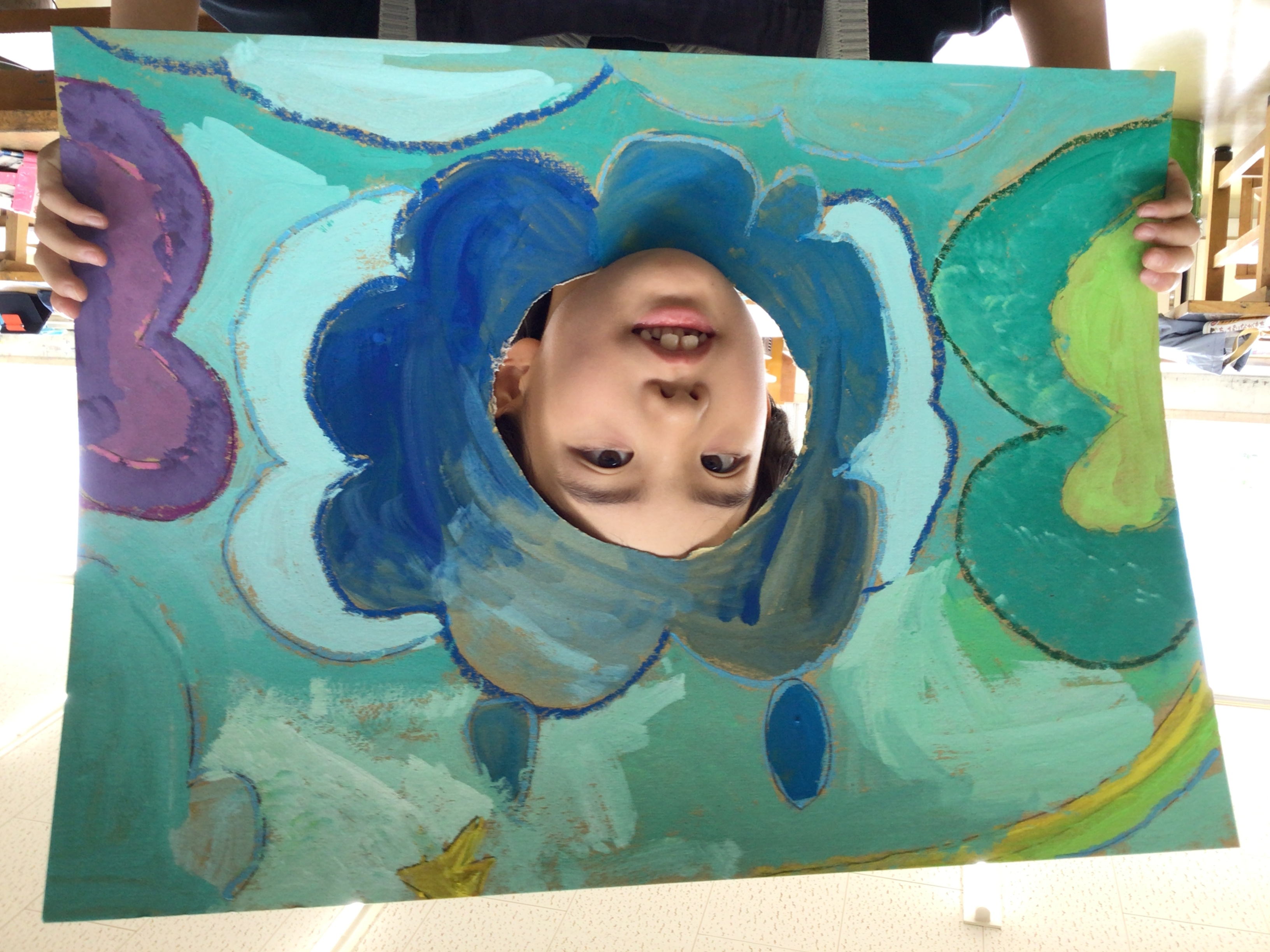 某有名小学生画家の描いたアートの写真 - 絵画