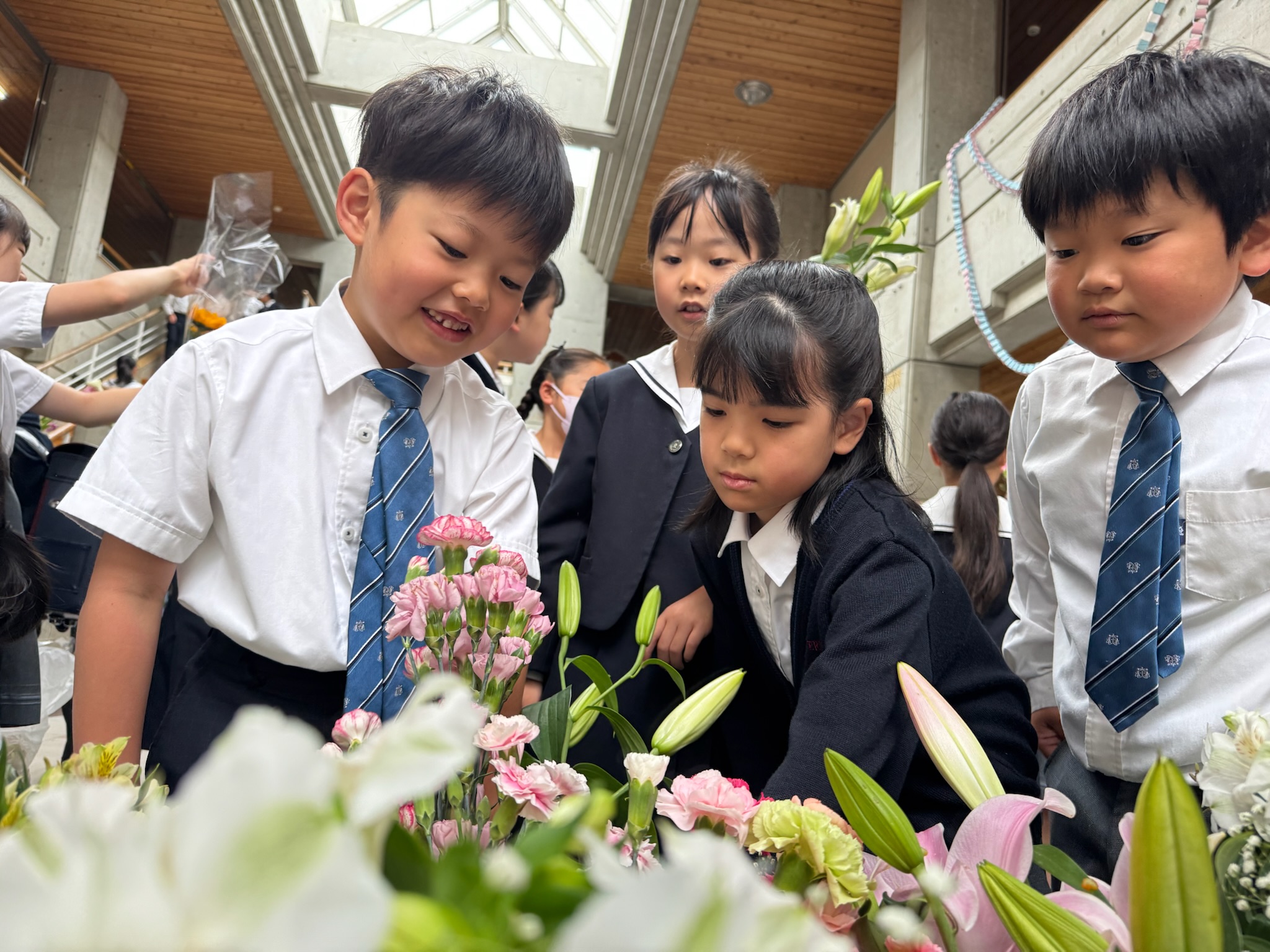 ≪全学年≫マリア祭が行われました - 郡山ザベリオ学園 小学校